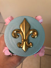 Load image into Gallery viewer, Our Lady Fleur de Lis